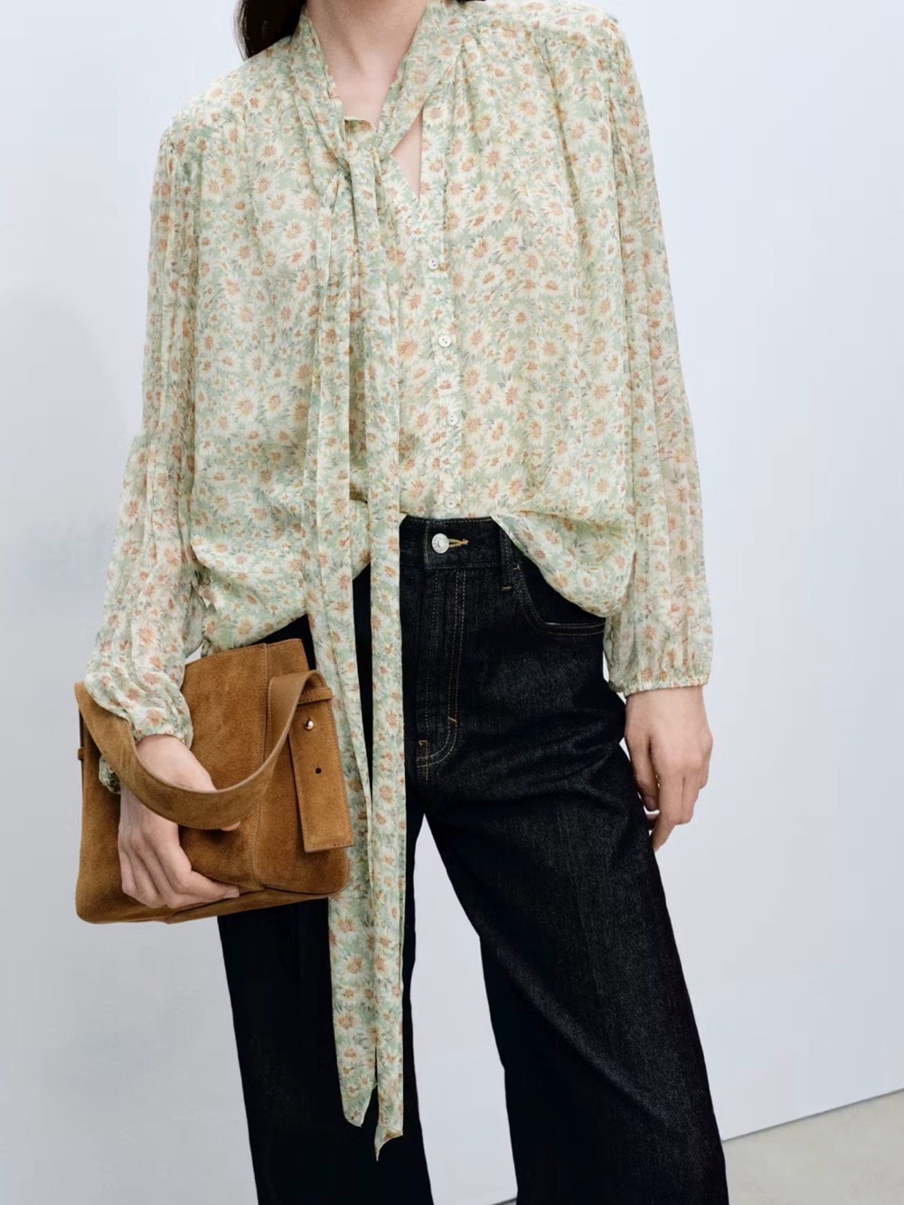 NWT Mango Light Green Floral Tie-Neck Blouse Size L